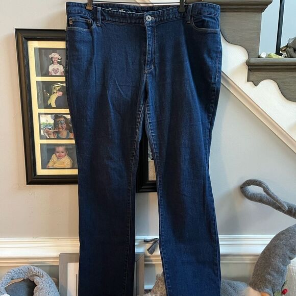Eddie Bauer Curvy Slim Straight Fur Jeans sz 20T - Picture 1 of 8